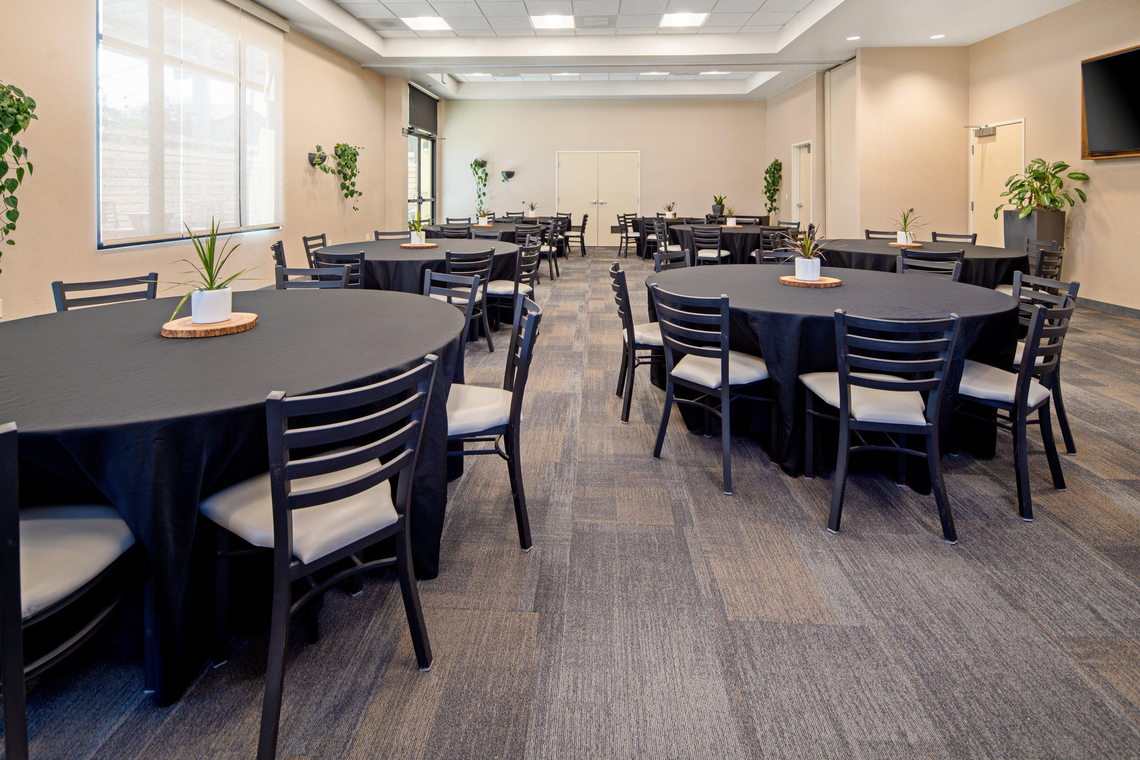 Holiday Inn Express Hotel&Suites Atascadero, an IHG Hotel Exterior foto