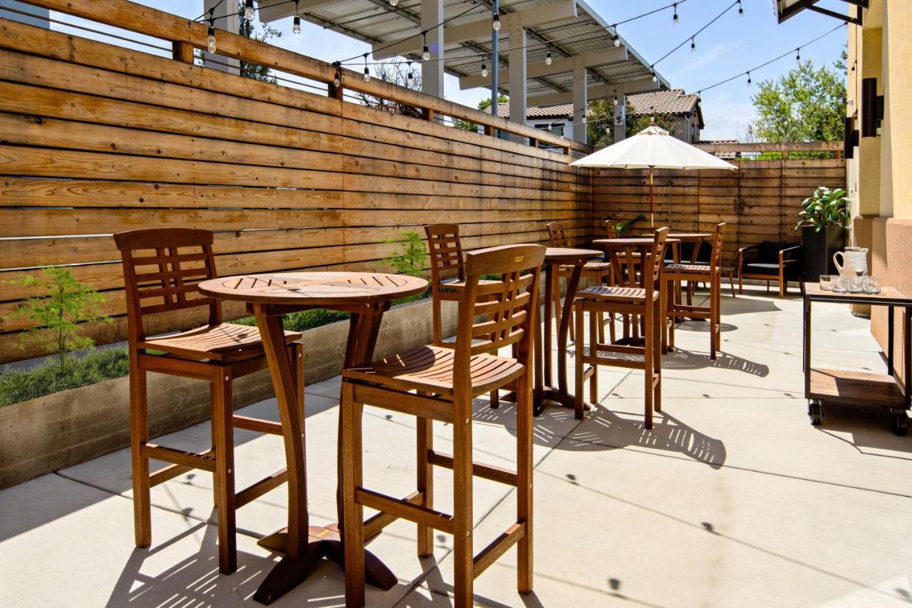 Holiday Inn Express Hotel&Suites Atascadero, an IHG Hotel Exterior foto