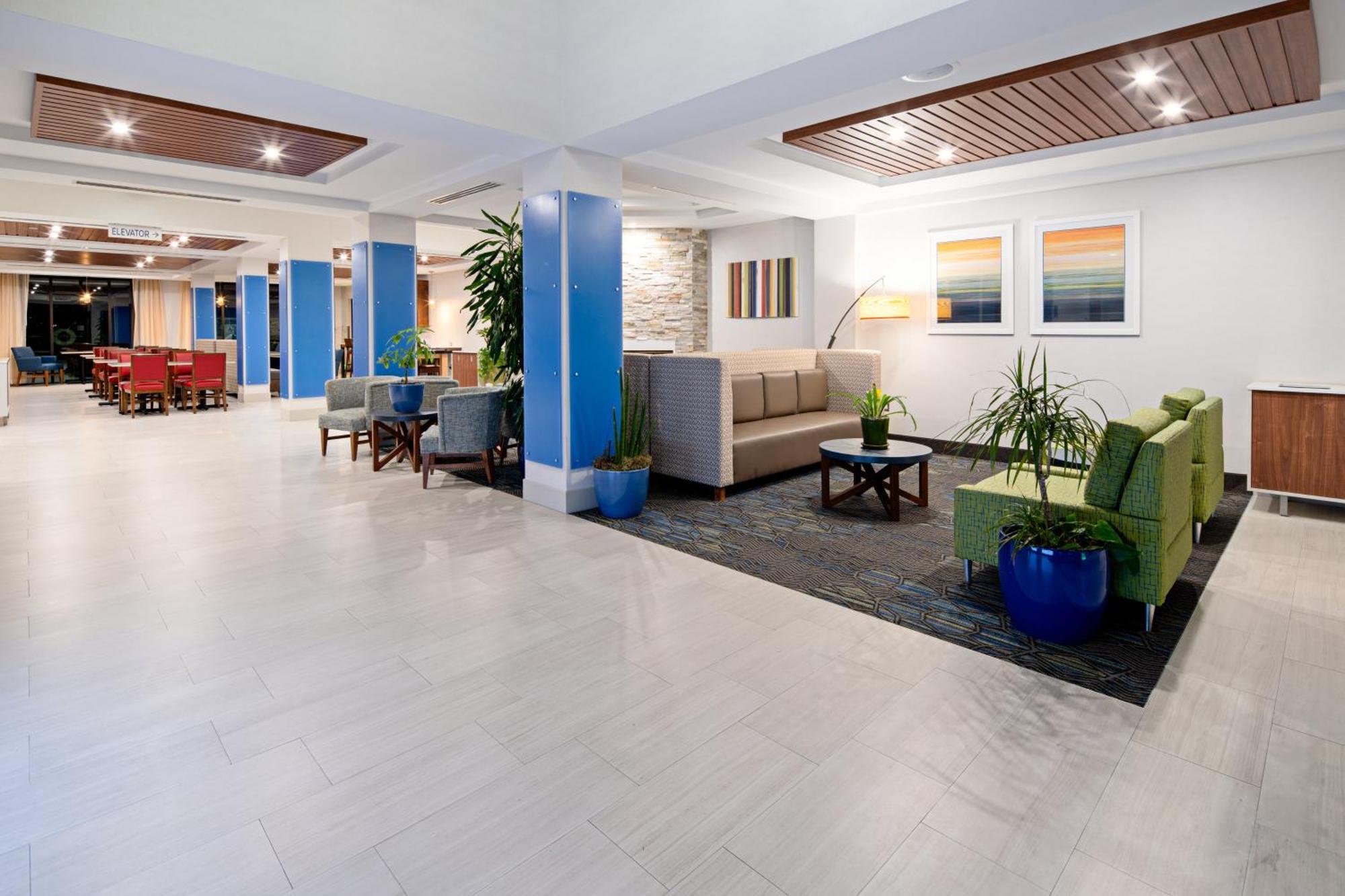 Holiday Inn Express Hotel&Suites Atascadero, an IHG Hotel Exterior foto